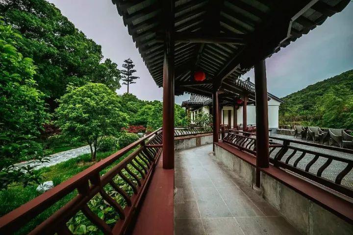 外媒：苹果visionpro头显没有出现杀手锏应用